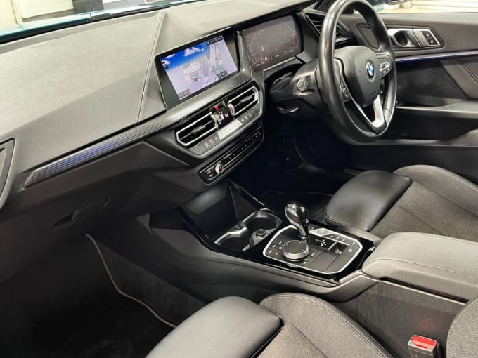 2025 BMW 1 Series