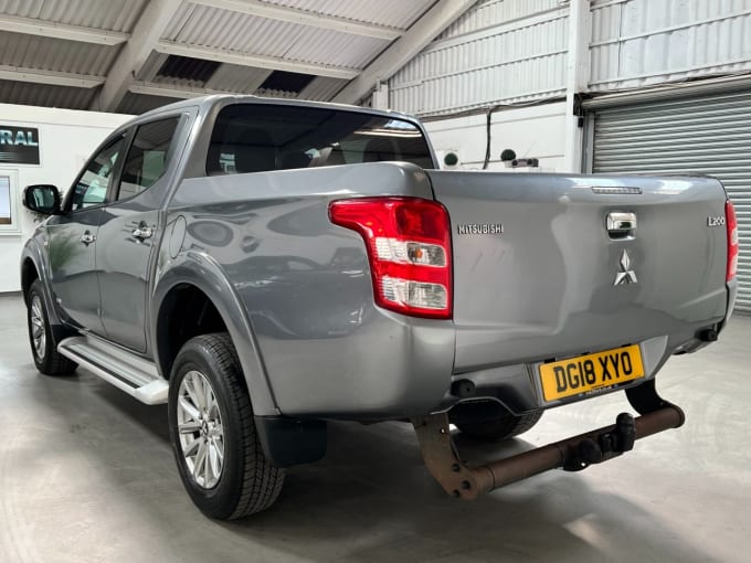 2025 Mitsubishi L200