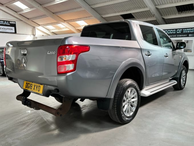 2025 Mitsubishi L200