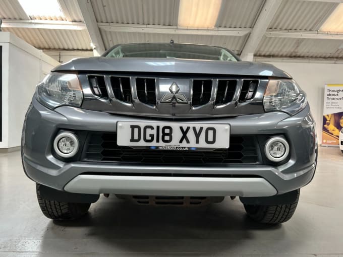 2025 Mitsubishi L200