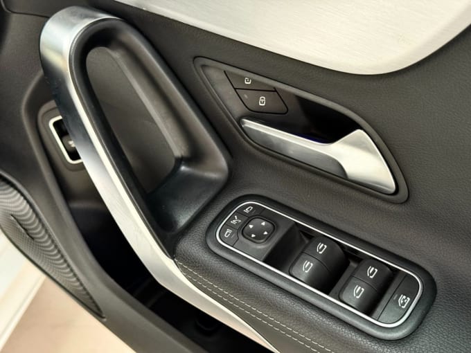 2025 Mercedes-benz Cla