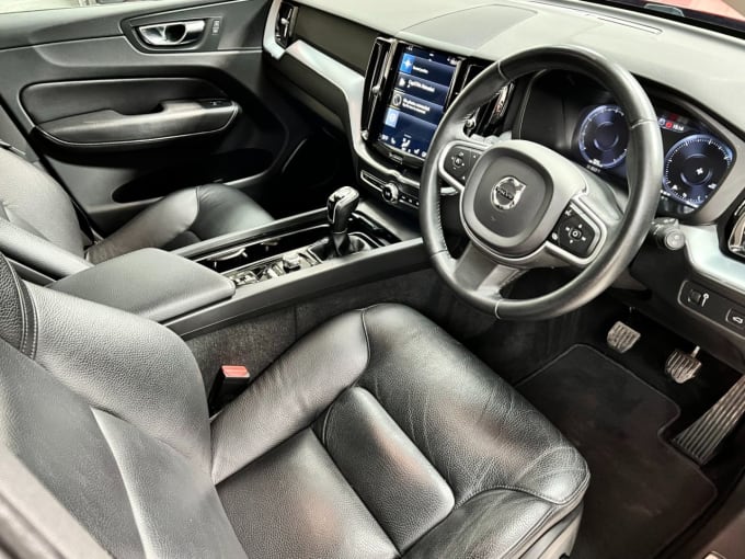 2025 Volvo Xc60
