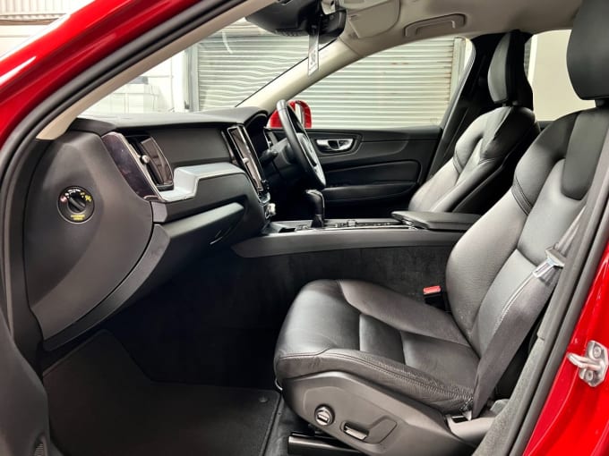 2025 Volvo Xc60