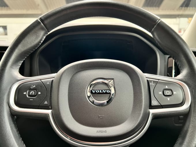 2025 Volvo Xc60