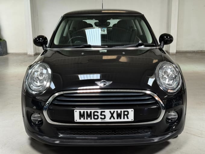 2025 Mini Hatch