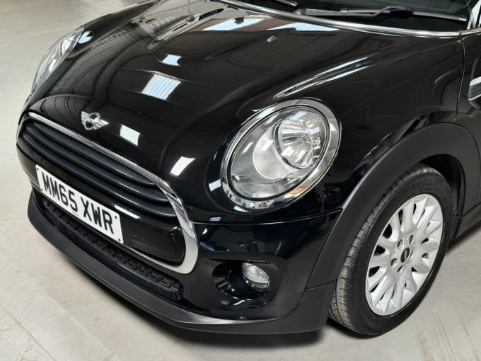 2025 Mini Hatch