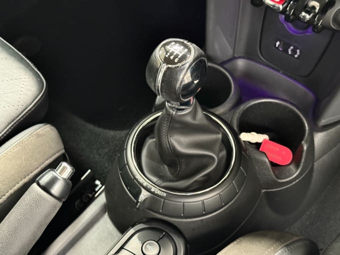 2025 Mini Hatch