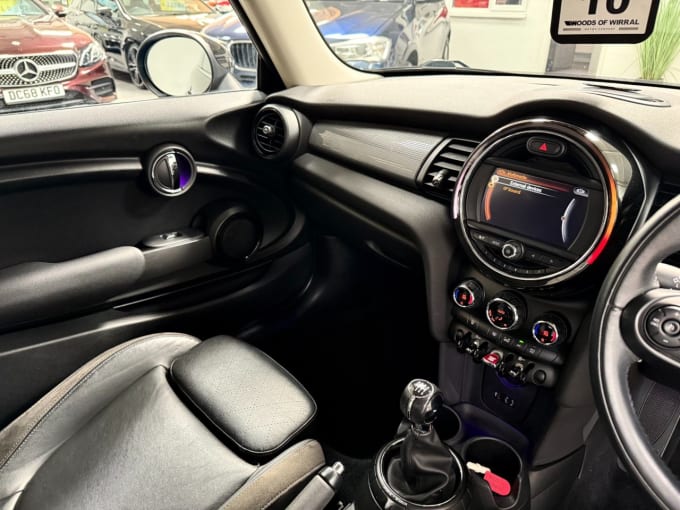 2025 Mini Hatch