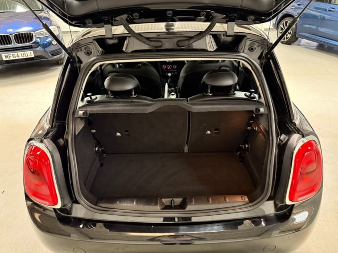 2025 Mini Hatch
