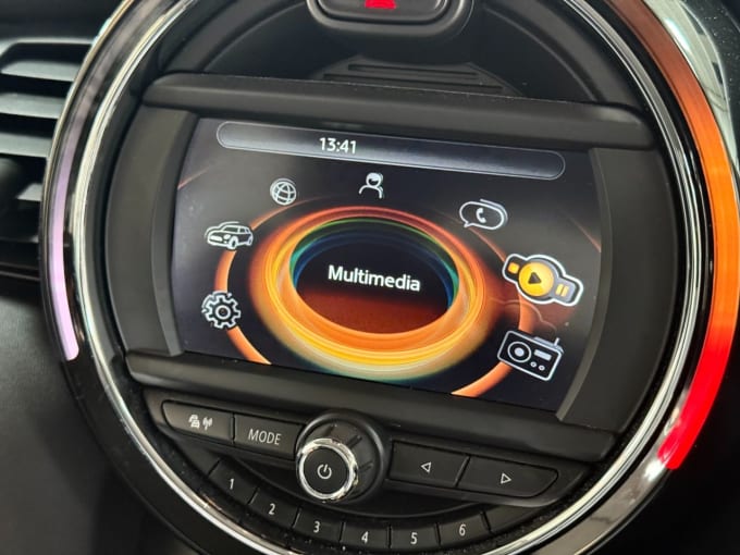 2025 Mini Hatch