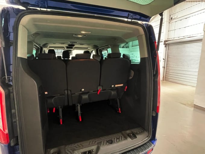 2025 Ford Tourneo Custom
