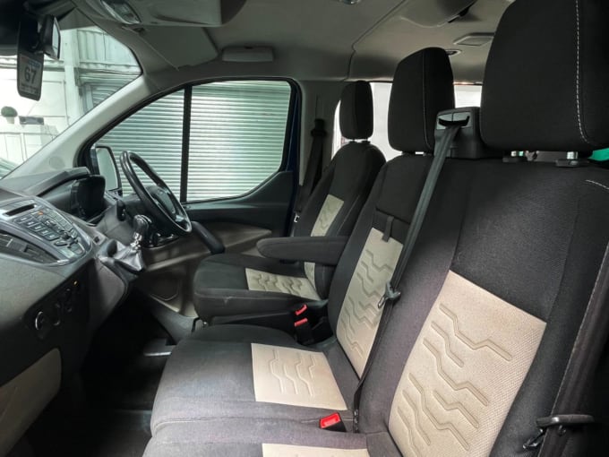 2025 Ford Tourneo Custom