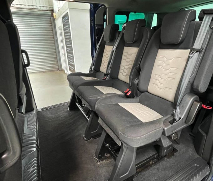 2025 Ford Tourneo Custom