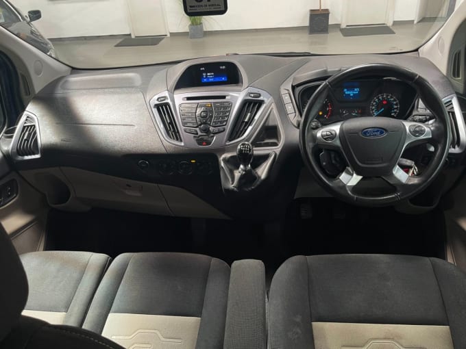 2025 Ford Tourneo Custom