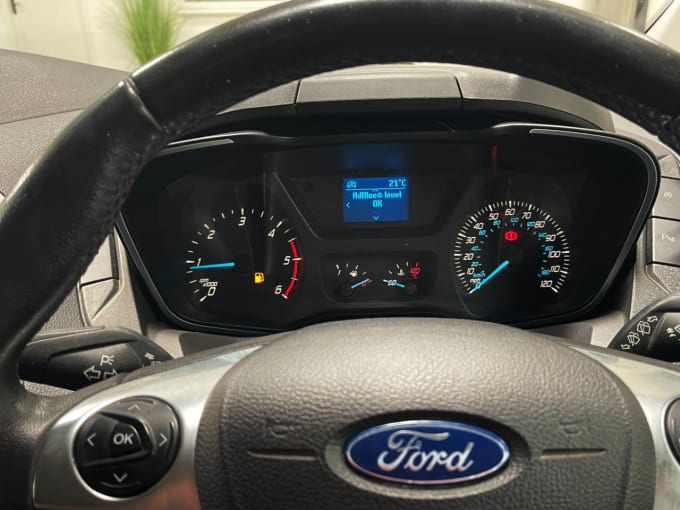2025 Ford Tourneo Custom