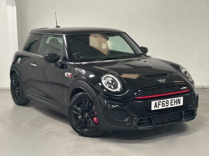 2025 Mini Hatch