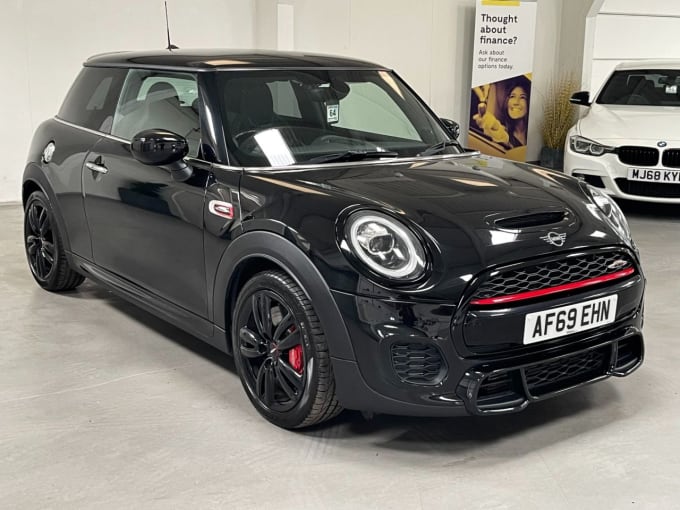 2025 Mini Hatch