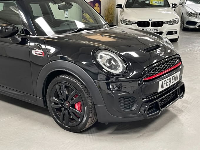 2025 Mini Hatch