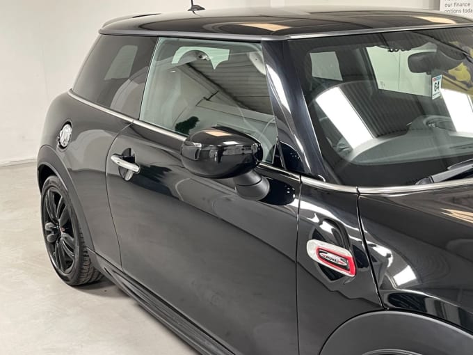 2025 Mini Hatch