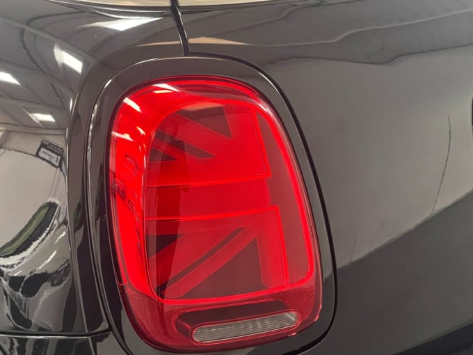 2025 Mini Hatch