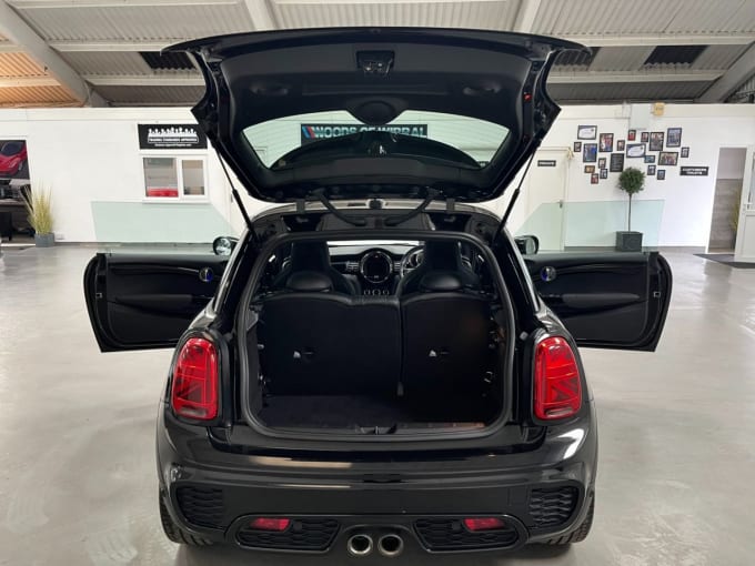 2025 Mini Hatch