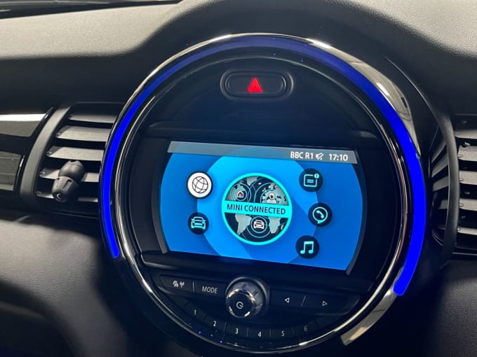 2025 Mini Hatch