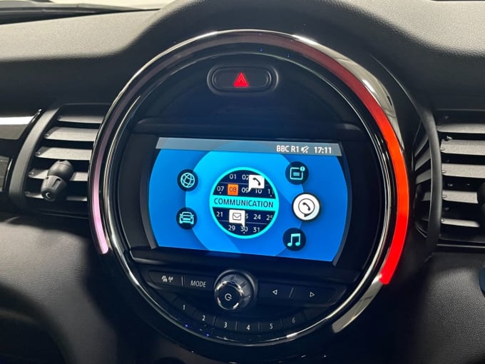 2025 Mini Hatch