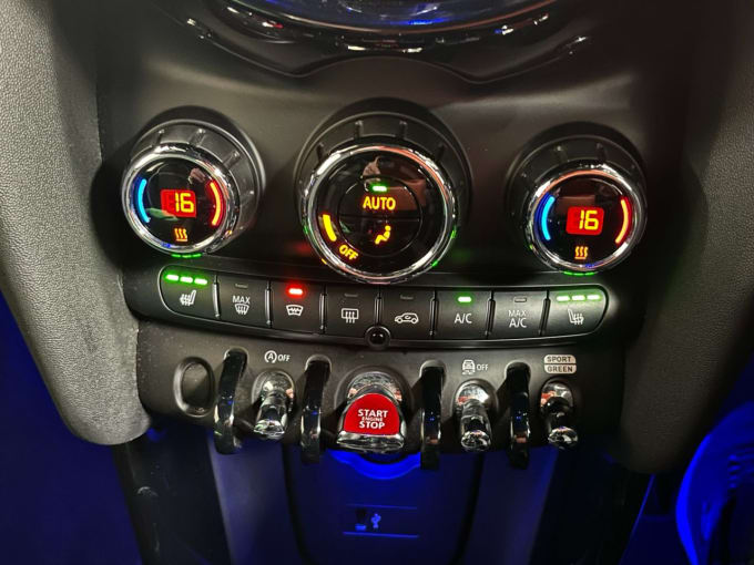 2025 Mini Hatch