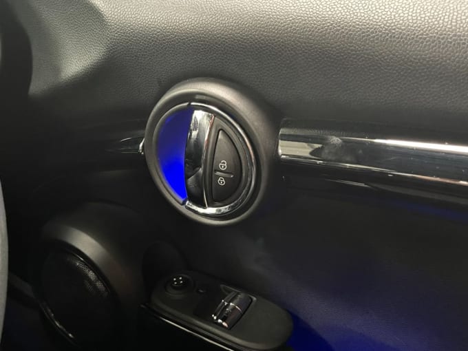 2025 Mini Hatch