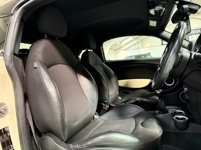 2025 Mini Coupe
