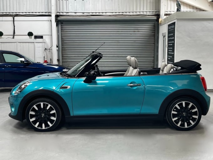 2025 Mini Convertible