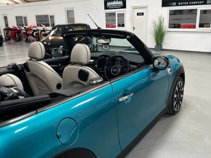 2025 Mini Convertible