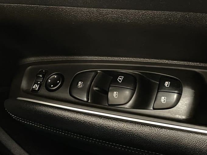 2025 Renault Koleos