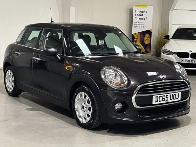 2025 Mini Hatch
