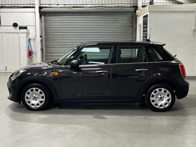 2025 Mini Hatch