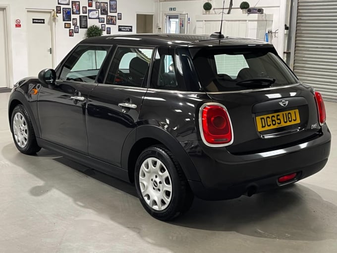 2025 Mini Hatch