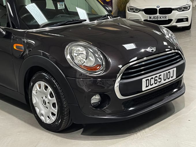 2025 Mini Hatch