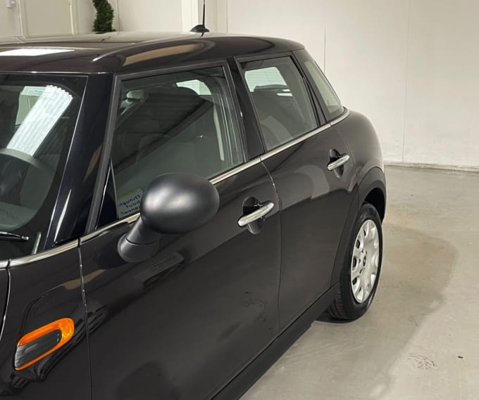 2025 Mini Hatch