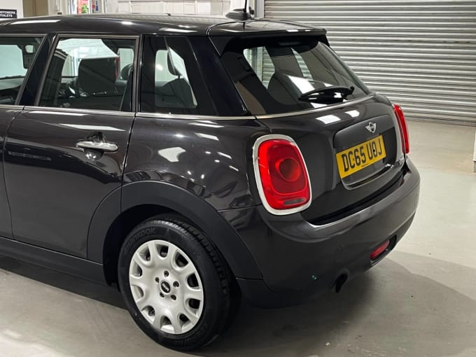 2025 Mini Hatch