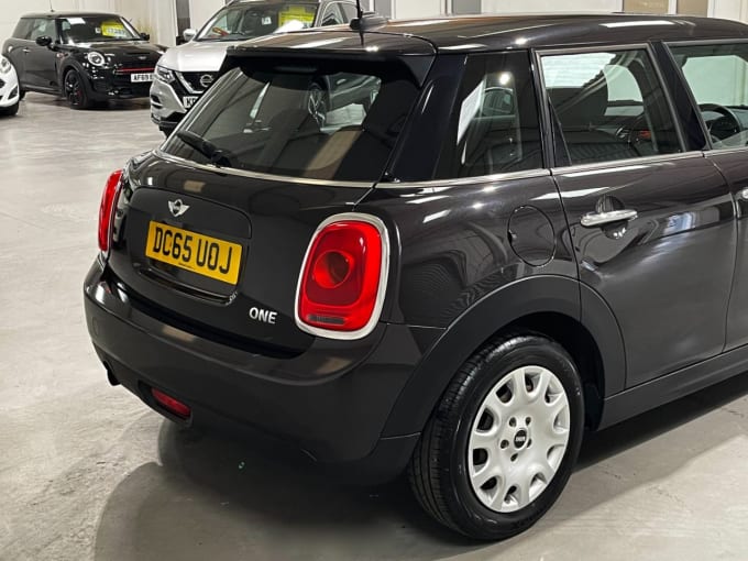 2025 Mini Hatch