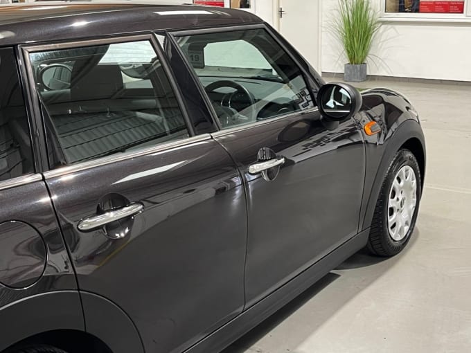 2025 Mini Hatch