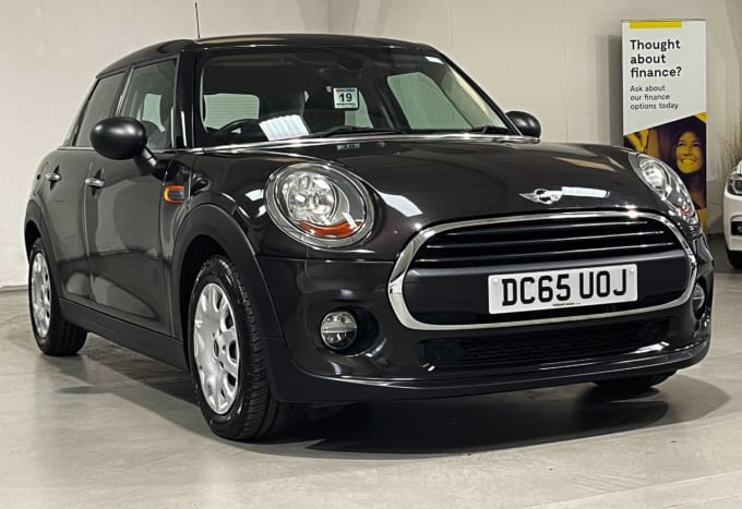2025 Mini Hatch