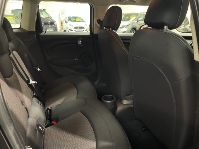 2025 Mini Hatch