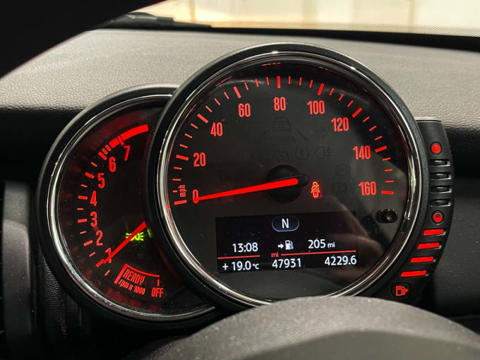 2025 Mini Hatch