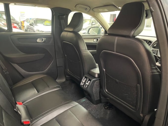 2025 Volvo Xc40