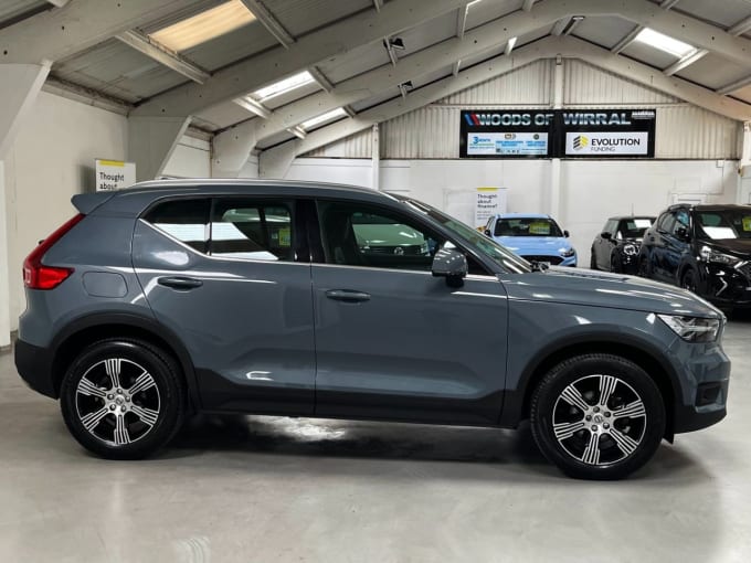 2025 Volvo Xc40