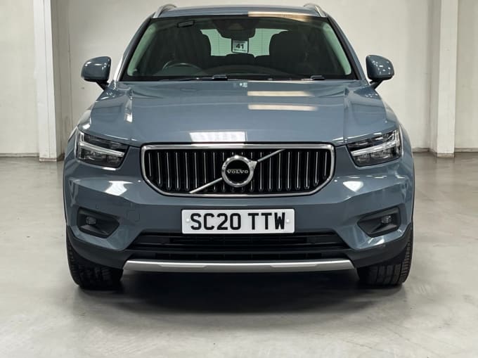2025 Volvo Xc40