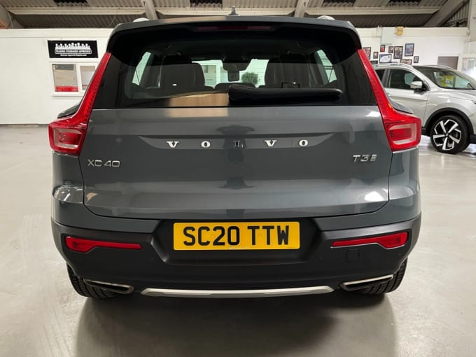 2025 Volvo Xc40