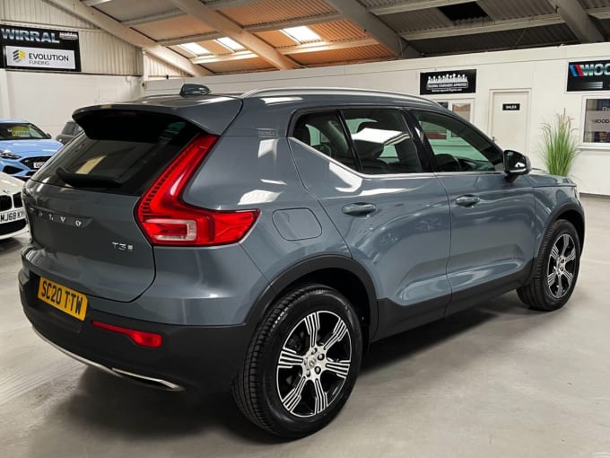 2025 Volvo Xc40