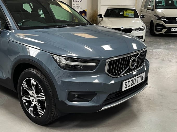 2025 Volvo Xc40